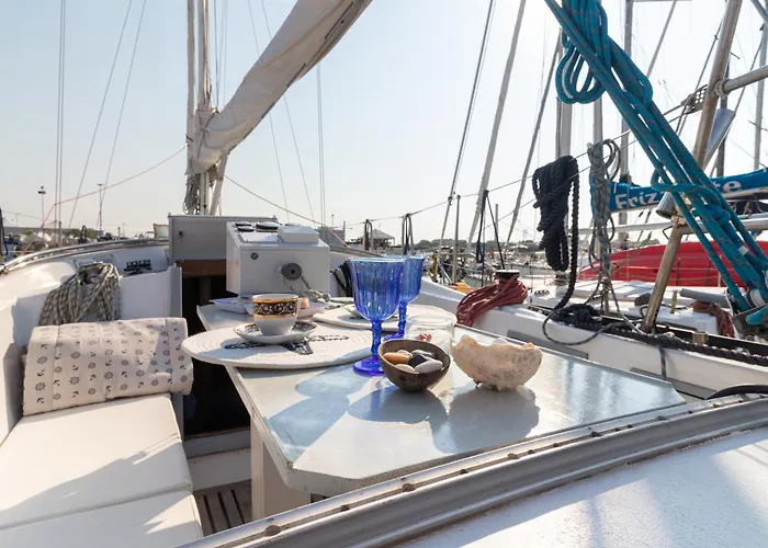 Quo Vadis Yacht